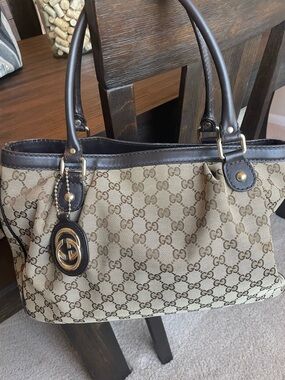Vintage Gucci Beige GG Canvas Shoulder Bag with Brown Leather Trim